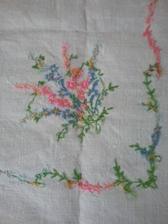 Vintage Embroidered Tablecloth, Table Linen,