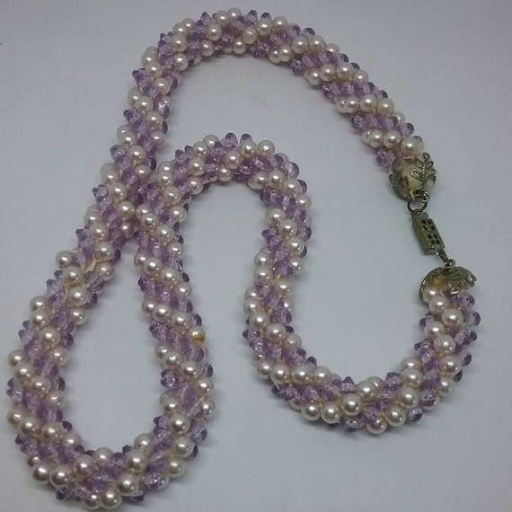 Vintage Twisted Faux Pearls, 1950's Twisted Pearl Beaded Necklace, Twisted Pearls Vintage Necklace, Retro Mauve and White Twisted Necklace