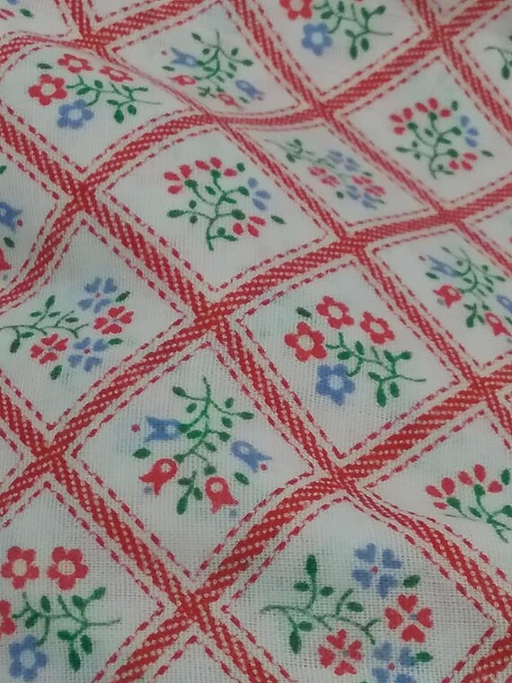 Vintage Floral Cotton Material, 3 1/3 Yards Fabric