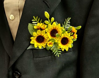 Sunflower Pocket Boutonniere