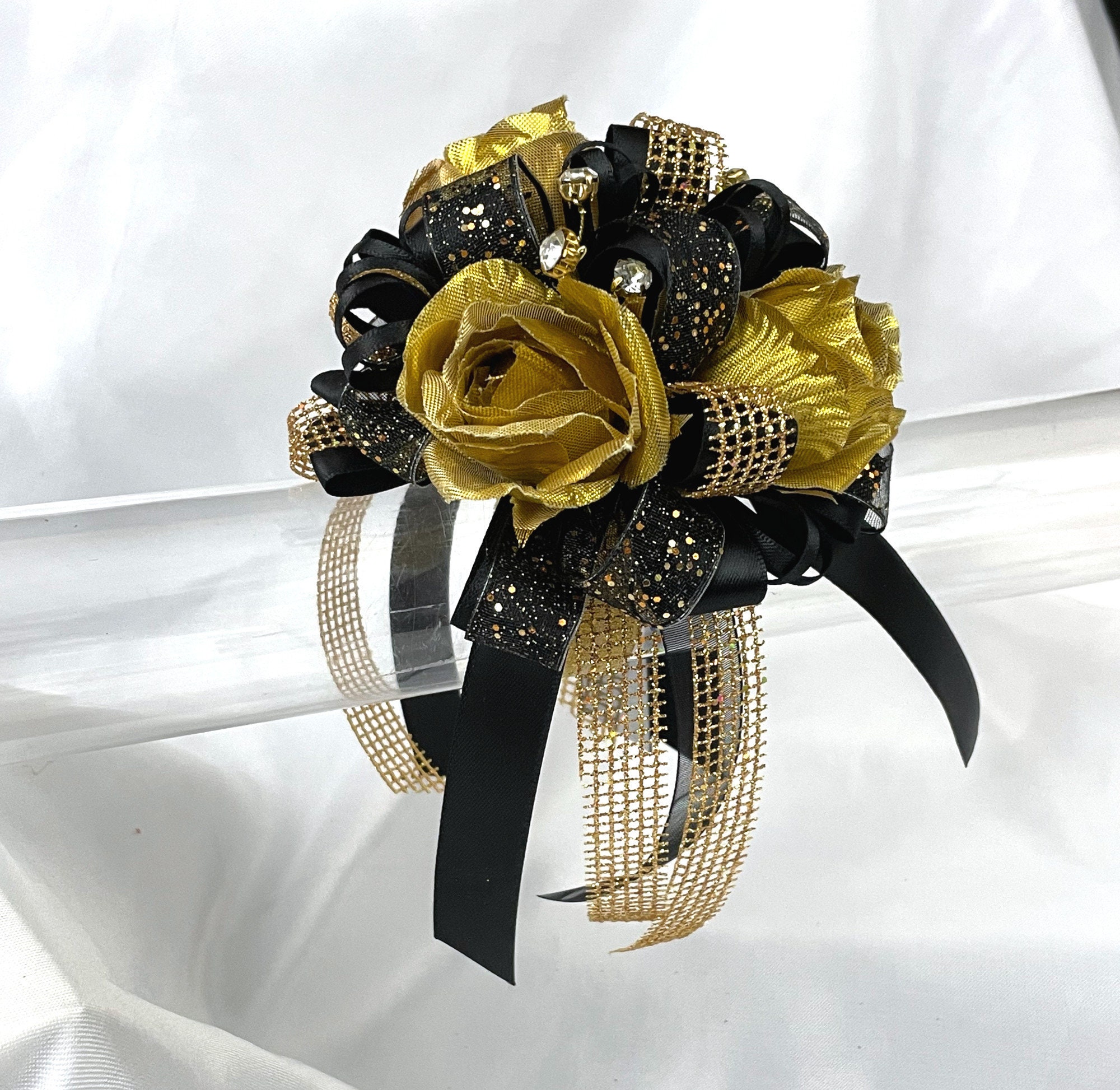 Black Gold Crepe Paper Flowers 6 Roses Bouquet Great Gatsby Gift Graduation  Prom, Wedding Paris Party Decor 21 Birthday Sweet 16 Quinceanera 