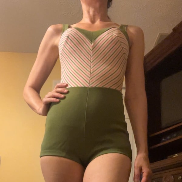 Vintage Swimsuit 1950s - 60’s  Sporty