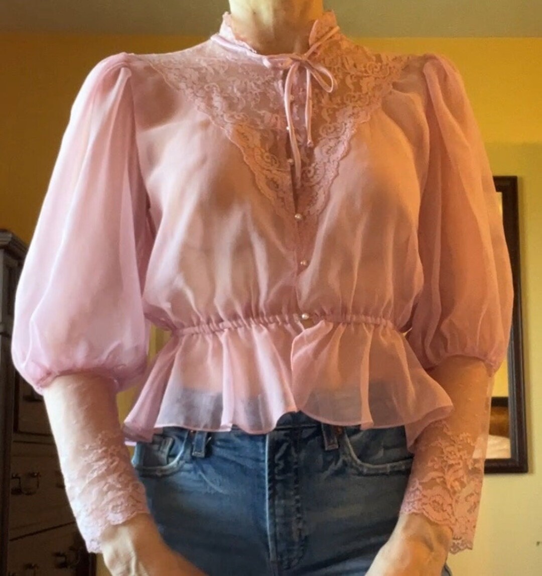 Pink polka sheer Sleeveless button blouse work / play  ...s