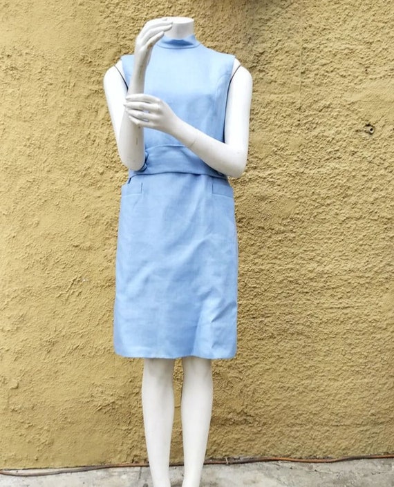 Beautiful 1960s Baby blue textured linen sheath d… - image 3