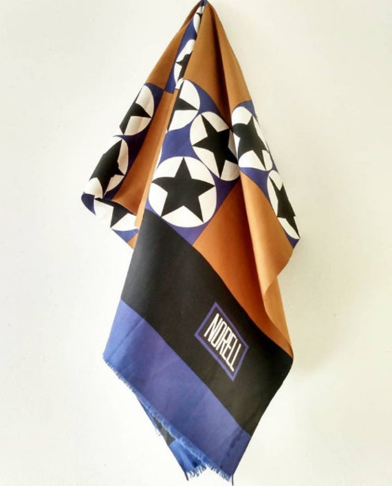 1970s Designer collectible vintage Norman Norell s