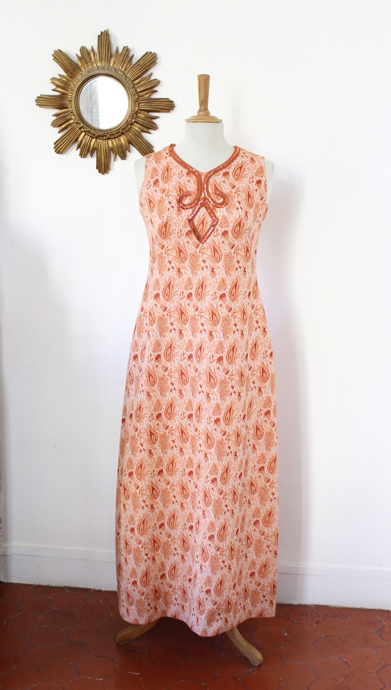 Vintage 60/'s vintage evening dress without sleeves in metallic bright orange with sequin bead and embroidered ribbon