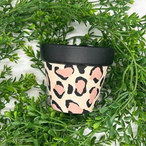 Hand painted small Indoor planter - Flower or succulent pot with drainage - Cheetah print home décor - housewarming or birthday gift