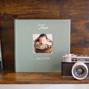 Album fotografico personalizzato per neonati, 200 foto 4x6. Album fotografico personalizzato per il primo anno. Album in lino con 200 buste 10x15 cm. Regalo per baby shower. Album per neonati.