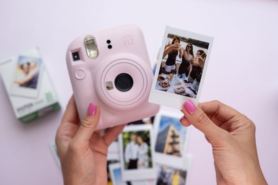 富士フイルム チェキミニフィルム。20枚入り、2x3インチ。チェキミニ全