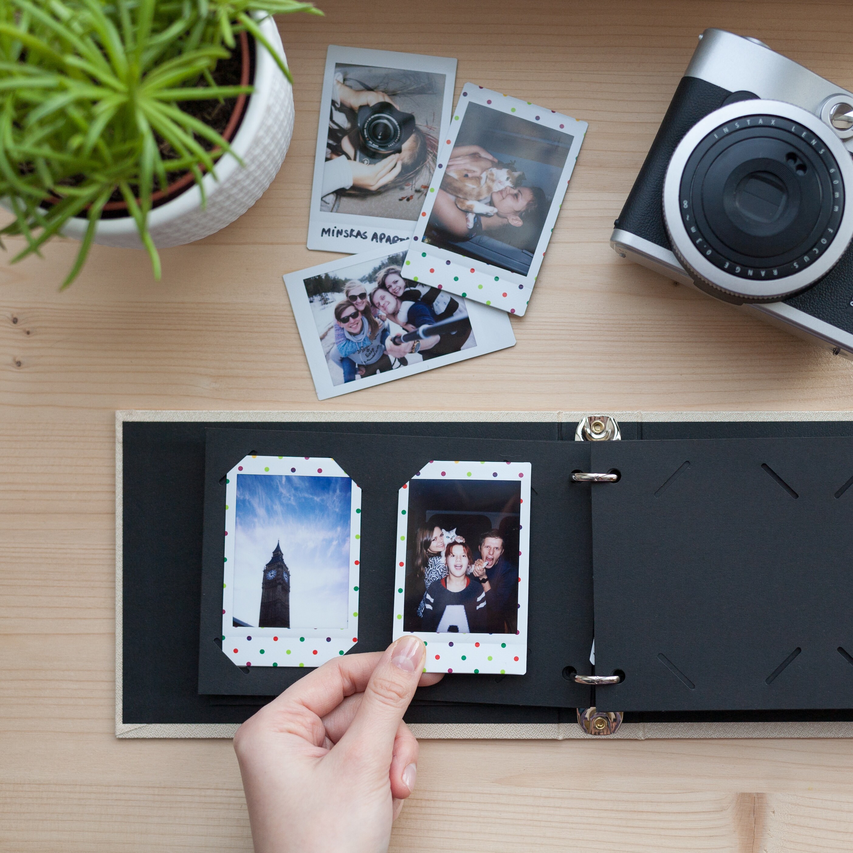 Pioneer IS-40 Instax Album Holds 40 Instant Prints