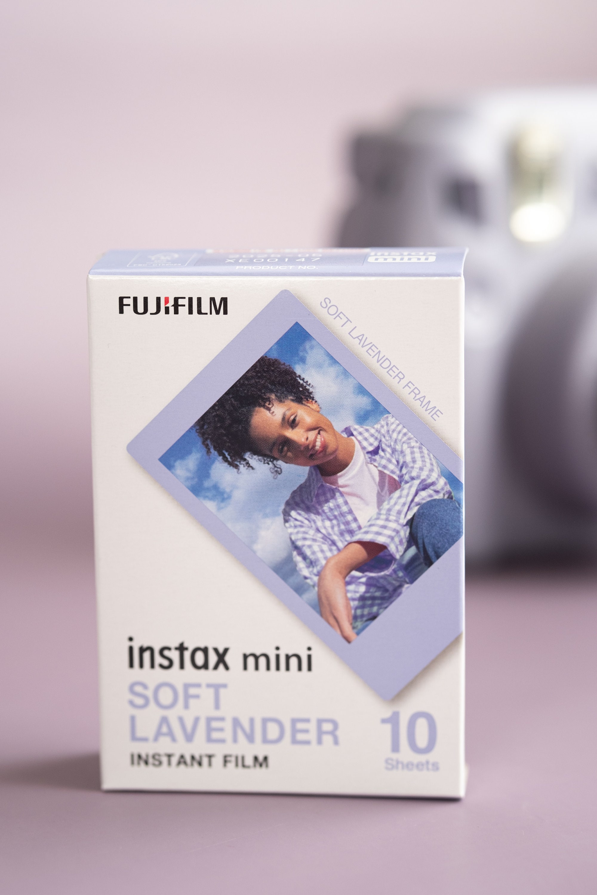 Instax Mini 12 Camera Kit including Case Album 10 Shots & Stickers - Lilac