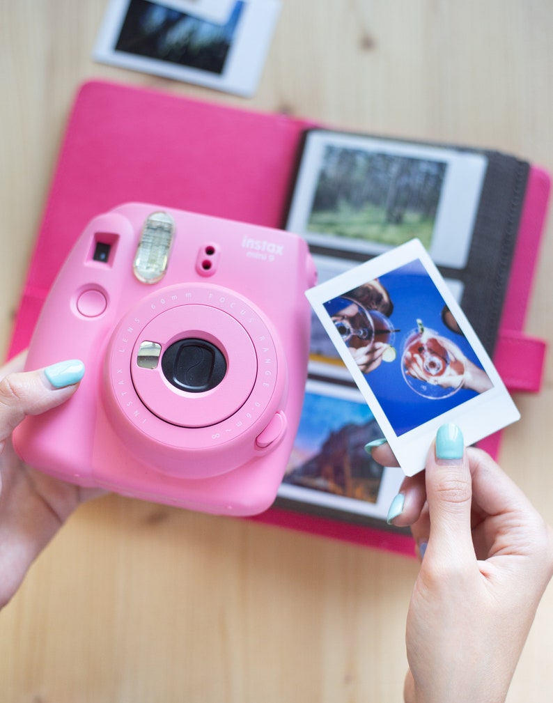 Полароид фотоаппарат Instax Mini 9