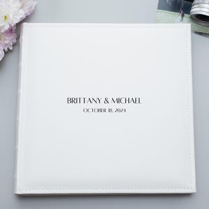 パーソナライズされた500枚のフォトアルバム4x6：ホワイトレザーのウェディングアルバム。大きなウェディングフォトの記念品