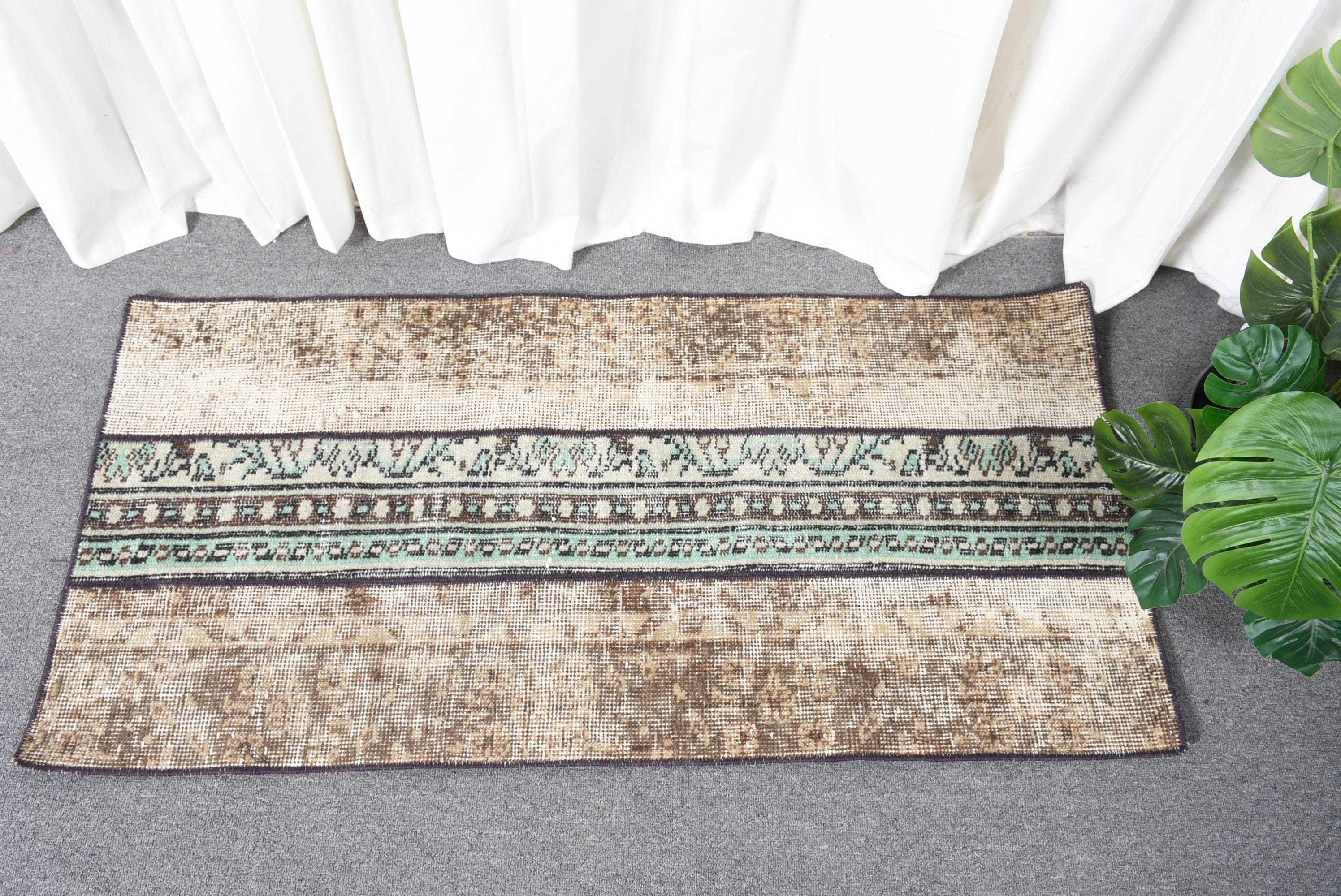 Vintage Rug, Turkish Rug, Small Rugs, Patchwork Rug, Oushak Rugs, Rugs For Bathroom, 1.9x3.9 ft Brown Rug, Home Decor Rug, Entry Rug, 13204
