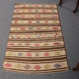 Vintage Kilim, Turkish Kilim, Small Kilim, Oushak Kilim, Rugs For Entry, 2.8x4.5 ft Beige Kilim, Neutral Patterned Rug, Decorative Kilim,