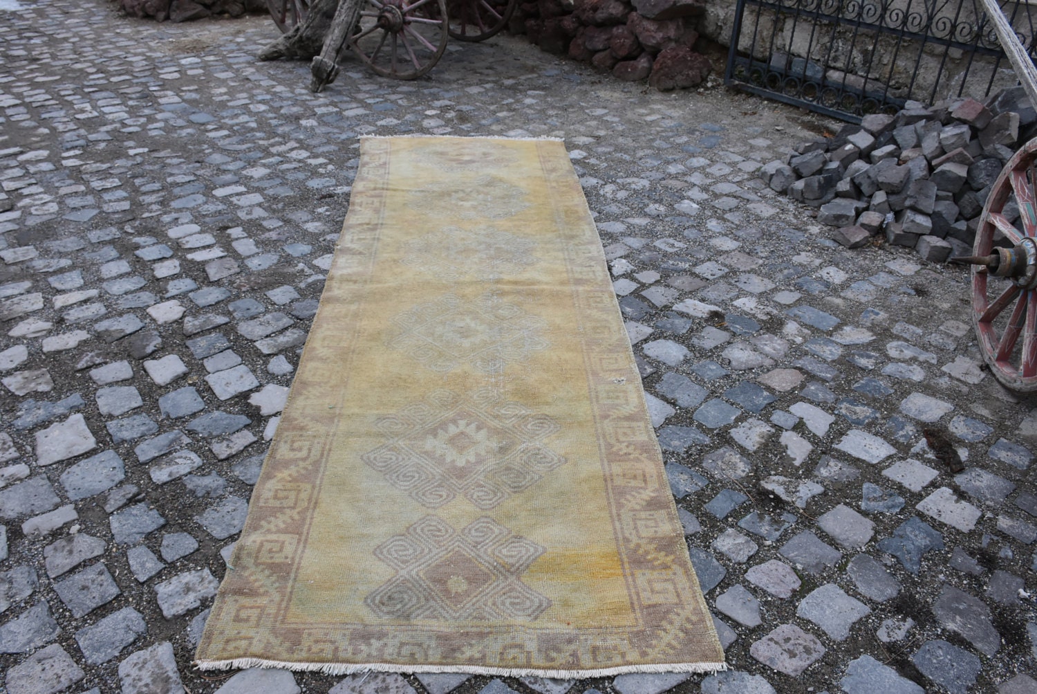 Turkish Rug Vintage Rug Wool Rug Turkey Rug Pale Colour Etsy