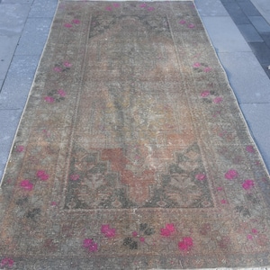 Vintage Turkish Rug, Antique Oushak Runner, Beige Turkish Rug, Distressed 4x8 ft Floor Rug, Unique Floral Carpet, Indoor Office Bedroom Rug