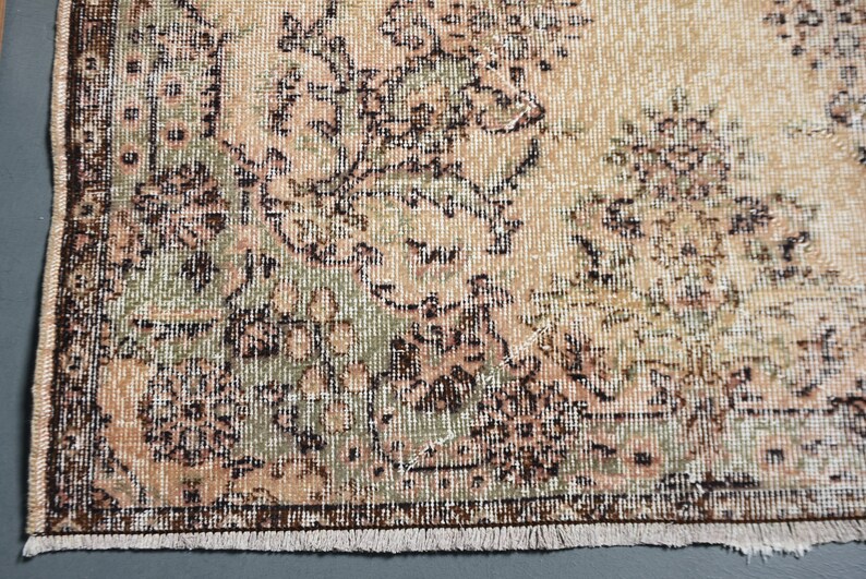 Turkish Rug, Area Rug, Vintage Rug, Home Decor Rug, 47x81 Inches Brown