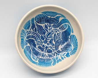 Fall Soup Bowl – Handmade Ceramic Salad Bowl 21 cm with Ukrainian Folk Motifs, Rustic Autumn Kitchen Gift, Sgraffito Pottery