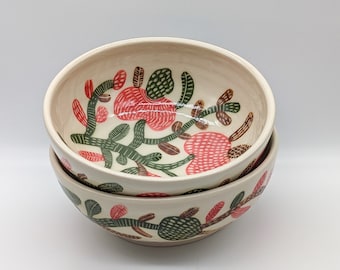 Handmade Ceramic Ramen Bowl – Large Sgraffito Pottery with Plants or Animals | Ukrainian Folk Art Gift