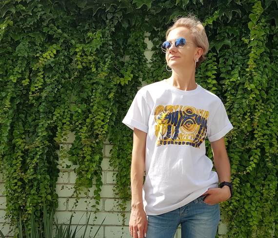 Ukrainian tshirt Ukrainian Patriotic T-shirt Ukrainian Author's print Tiger t-shirt