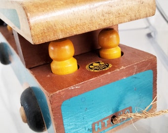 VIDEO* Vintage American Holgate 1940&#39;s Wooden &quot;Rabbit Lines&quot; School Bus Film Props Model Pull Toy Wooden Automobilia USA Vintage Retro Toys