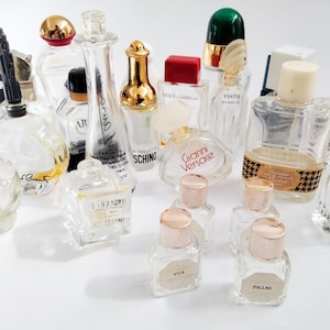 A Collection Of 28 Vintage Parfum Collection Perfume Eau De Toilette Ladies Glass Perfume Bottles Cosmetics French Perfume Film Props