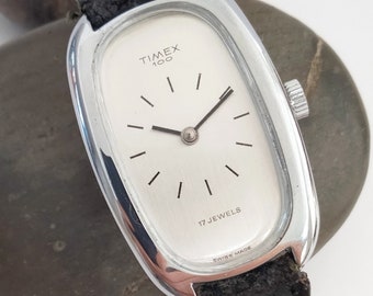 VIDEO* Vintage svizzero "TIMEX 100" unisex quadrante argento 17 rubini 20 mm x 40 mm cassa curva a carica manuale orologio regali di compleanno per lui regali per lei