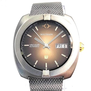 アンティーク　60s WALTHAM 手巻き腕時計 変わったケース Waltham watch case - Etsy 日本