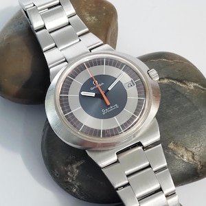 Video* Vintage &quot;OMEGA GENEVE DYNAMIC&quot; Automatic Date 40mm Two Tone Dial Sports Watch Vintage Timepiece Swiss 1970&#39;s Birthday Gift Film Props