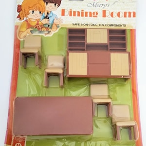 Raro juego vintage de los años 70 &quot;MERRY&#39;S DINING ROOM&quot; Muebles para casa de muñecas Arco New York Juego de simulación Juguetes para niñas Regalos de cumpleaños Accesorios de cine