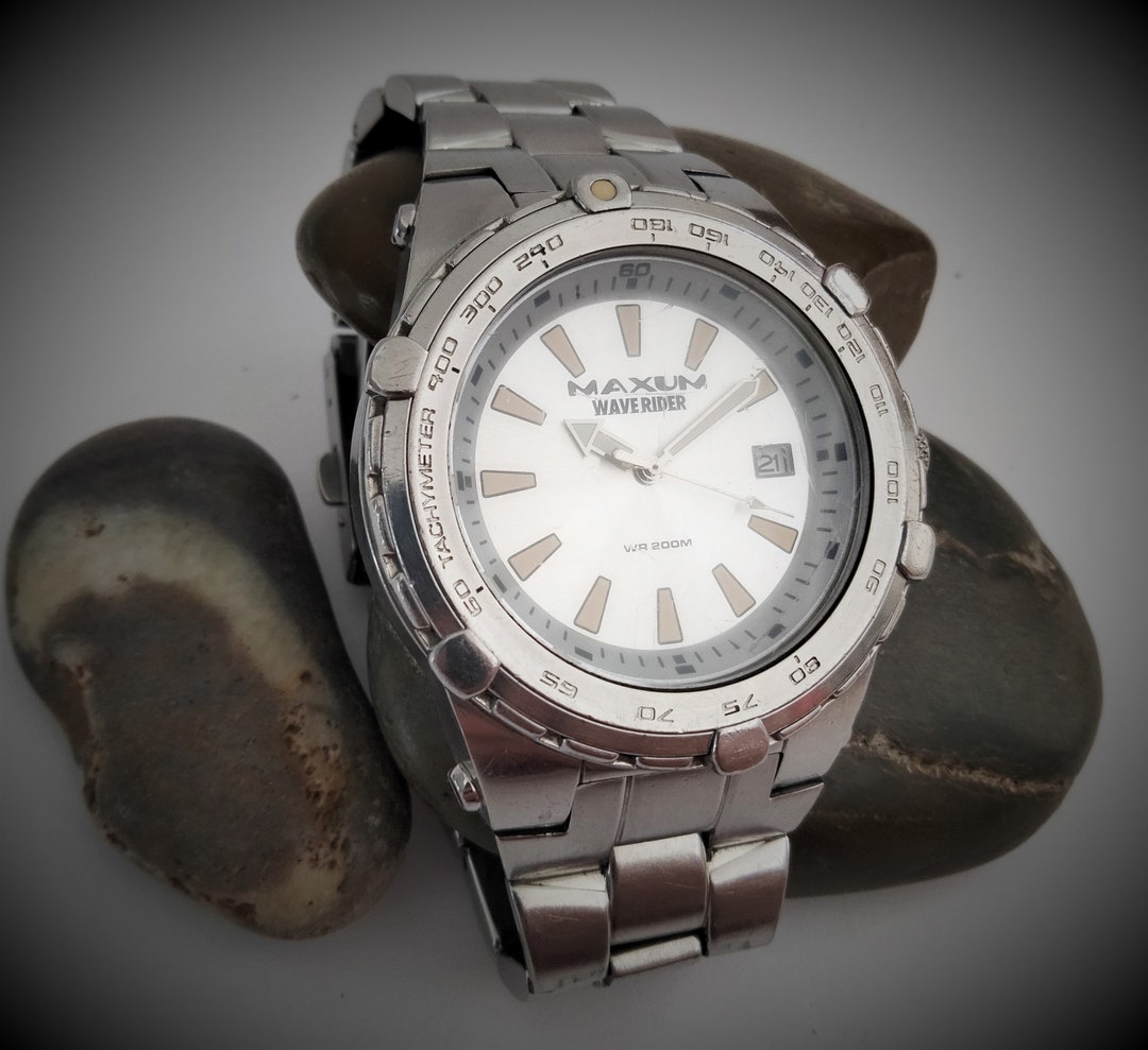 MAXUM WAVERIDER 200m Steel Sports Quartz Tachymeter Watch
