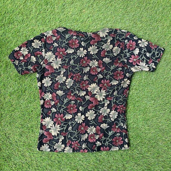 Vintage 90s Floral Semi Sheer Fitted shirt - image 9
