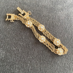Vintage Pearl Style Gold Tone Bracelet