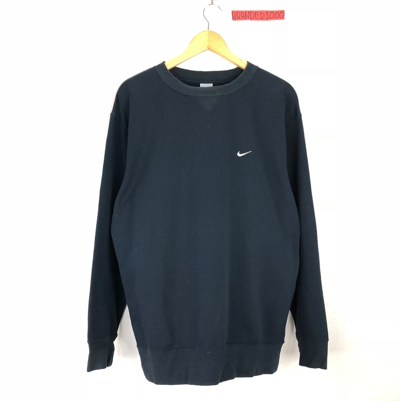 nike small logo sweatshirt