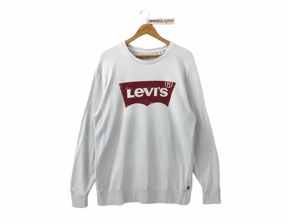 pink levis sweatshirt