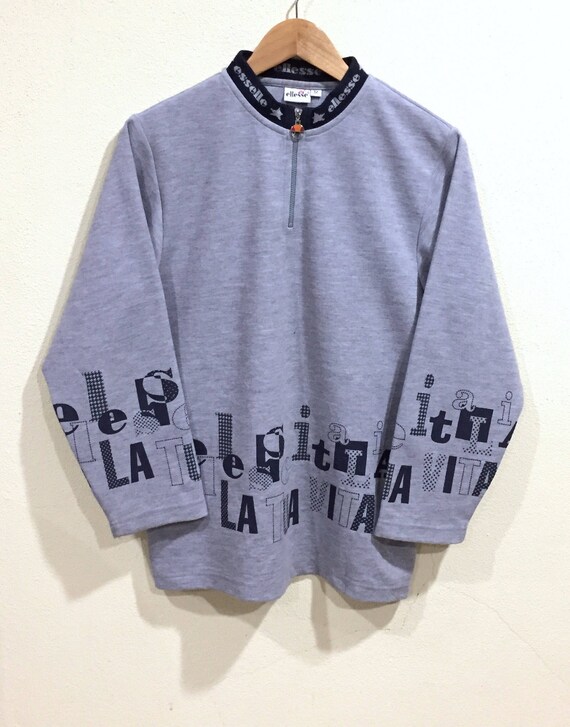 esselle hoodie