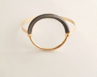 O Ring with Faux Leather Gold Bangle, Gold Bracelet, O RIng Open Cuff Gold Bracelet, Faux Leather Bracelet, Gold Bangle