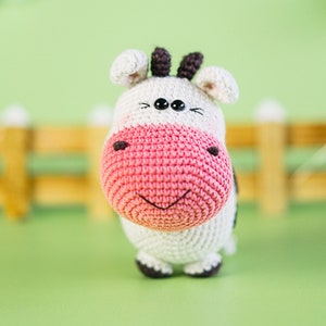 Daisy the Cow Crochet Pattern, Amigurumi Cow Pattern, Cow Pattern, Cow Crochet Pattern, Crochet Cow