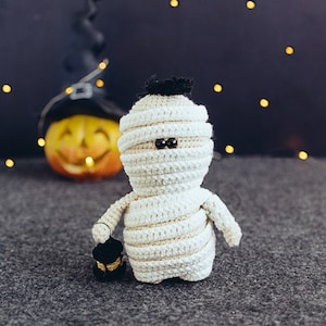 CROCHET PATTERN Little Mummy, Crochet Mummy, Amigurumi Mummy Pattern, Halloween Pattern, Halloween Crochet Pattern