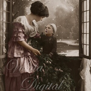 Madre e hijo sentados en el asiento de la ventana. Descarga digital - Edwardian Vintage Postcard.