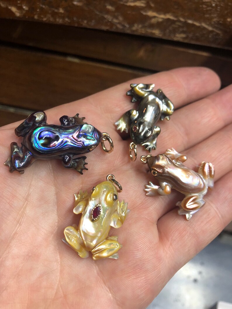 Carved Golden and White Motherof Pearl Frog Design 14k Yellow Gold