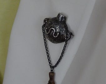 Handmade 925 oxidized silver amfora brooch with hand carved exotic wood figa charm.