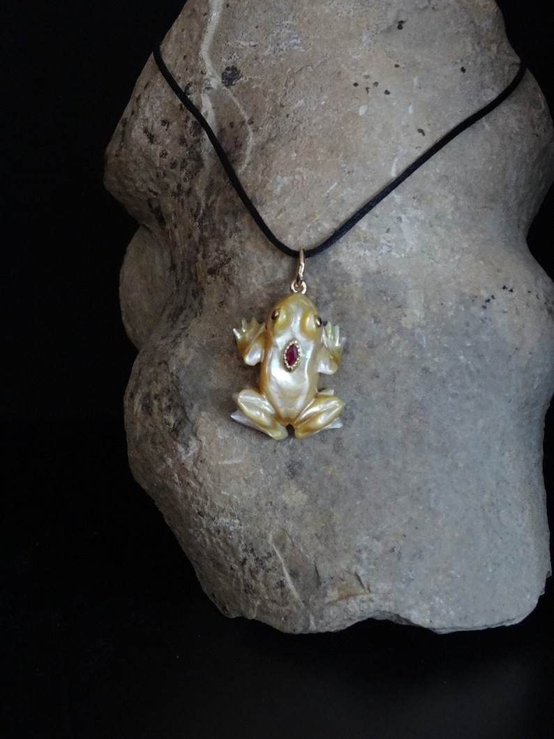 Carved Golden and White Motherof Pearl Frog Design 14k Yellow Gold