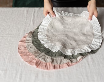 Linen round dinner napkins RUFFLED, Set of 2, Round table mats, Round dinner placemats