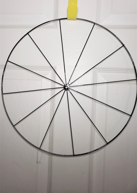 14" Bicycle Wheel Wreath Form Bike Wheel Decor Metal Wreath Frame DIY Wreath Deco Mesh Burlap Flowers Wreath Making Supplies Decorative Bike