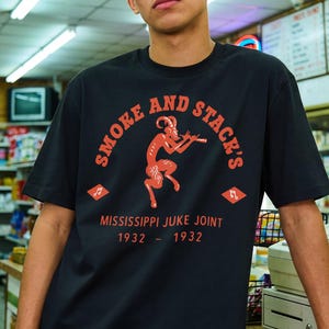 Smoke and Stack's T-Shirt, Mississippi Juke Joint Retro Vampire Movie Graphic Tee