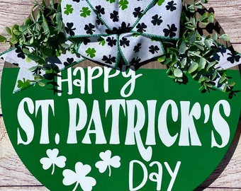 St Patrick's Day Door Hanger/ Saint Patrick's Day Front Door Decor/ Saint Patrick's Day Door Wreath/ Saint Patty's Day Door Sign/ Shamrocks