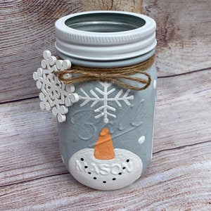 Snowman mason jar/handmade holiday jars/snowman decor/snowman candy jar/cookie jar/handmade Christmas decor gifts/snowman gifts/snowflake