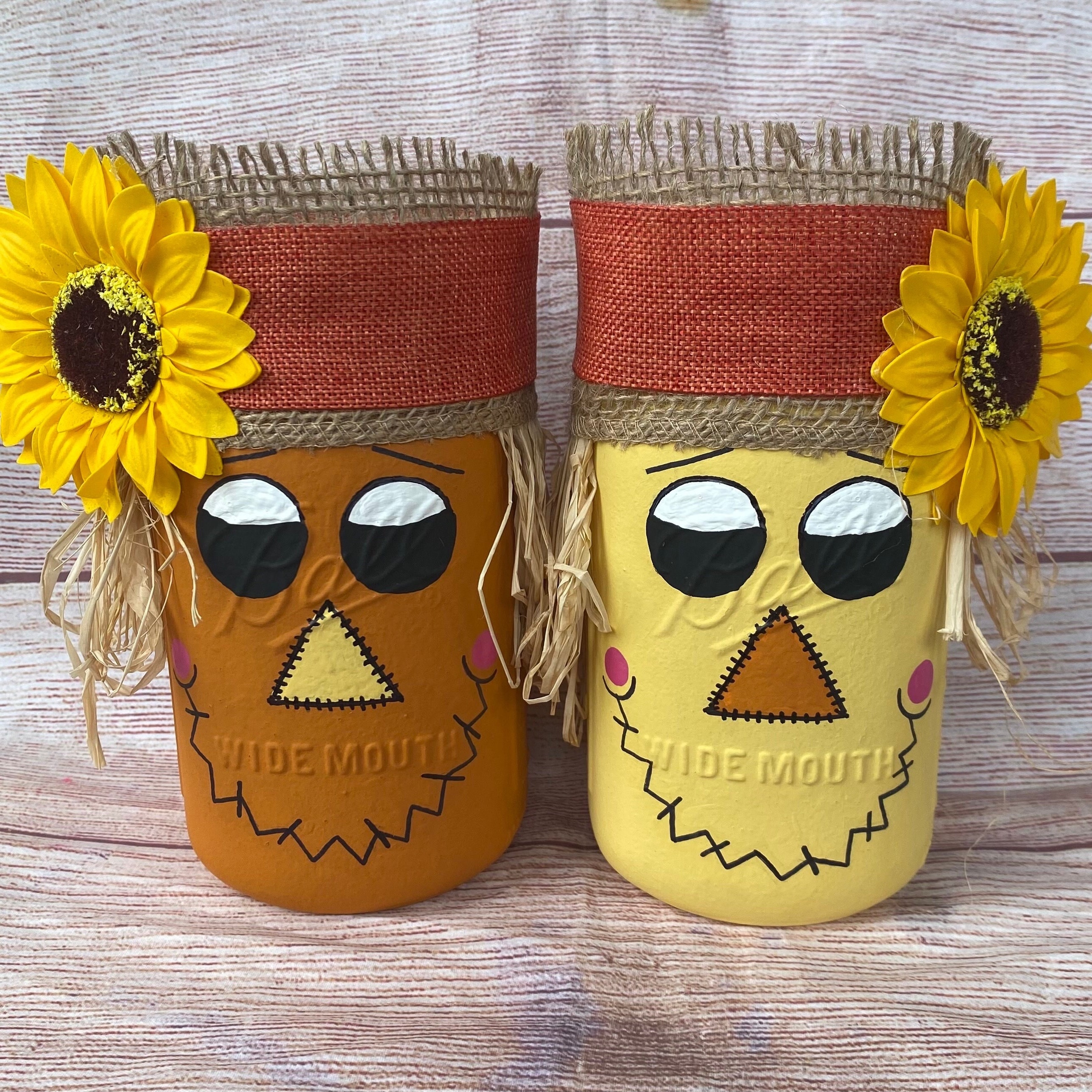 Scarecrow Mason Jar//Farmhouse Decor//Fall Decor//Mason Jar Jars//Scarecrows//Autumn Shelf Decor
